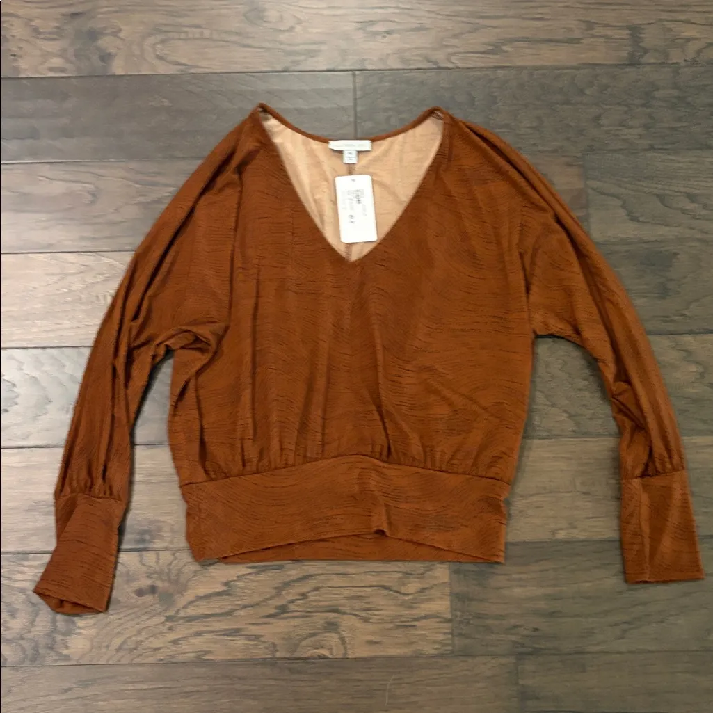 NewxWith Tags Evereve Allison Joy Kattya Dolman Top Sz M - Image 6