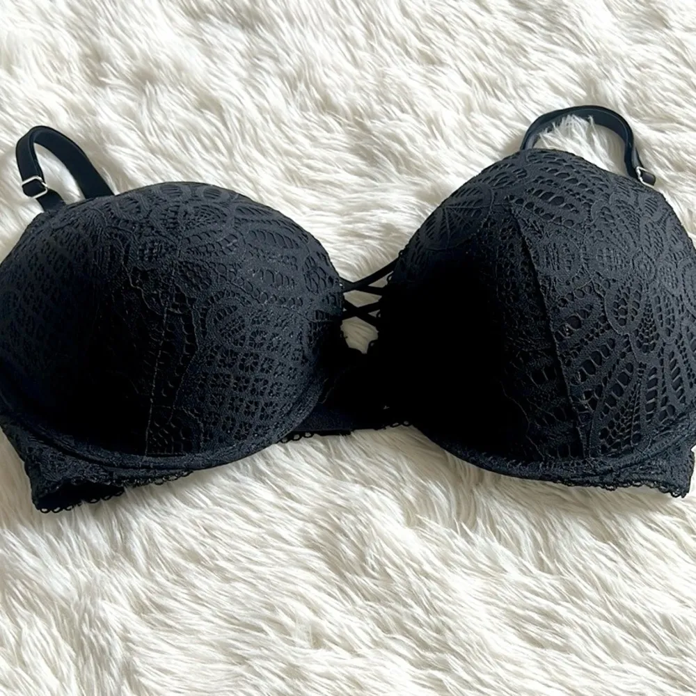 Victoria’s Secret Dream Angels Black Bra Size 36D - Image 2