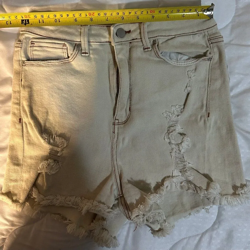 Simple Society Size 7 Hi Rise Shorts - Image 3