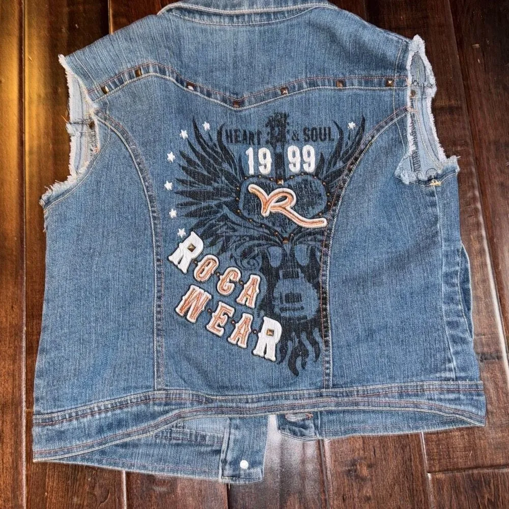 Rocawear vintage studded denim vest size large  Marked as size large 12/14, refe - Image 5