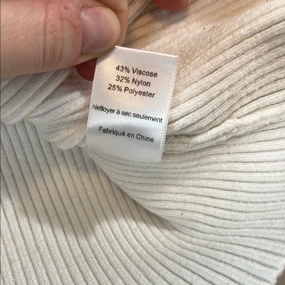 All in Favor White Ribbed Faux Wrap Sweater w/ Balloon Sleeves - Size Small - Image 16