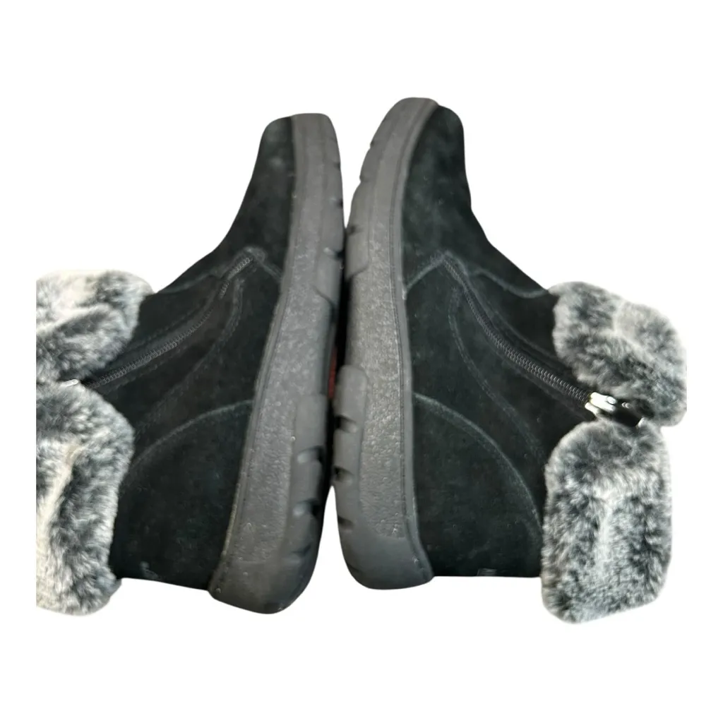 Khombu Women's Jessica Ankle Boots Faux Fur Shearling Lining size 9 - Image 5