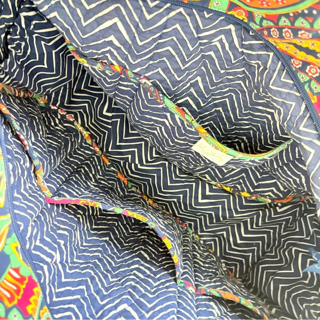 Vera Bradley Get Carried Away Extra Large Tote Colorful Vacation Bag 22.5”x15” - Image 3