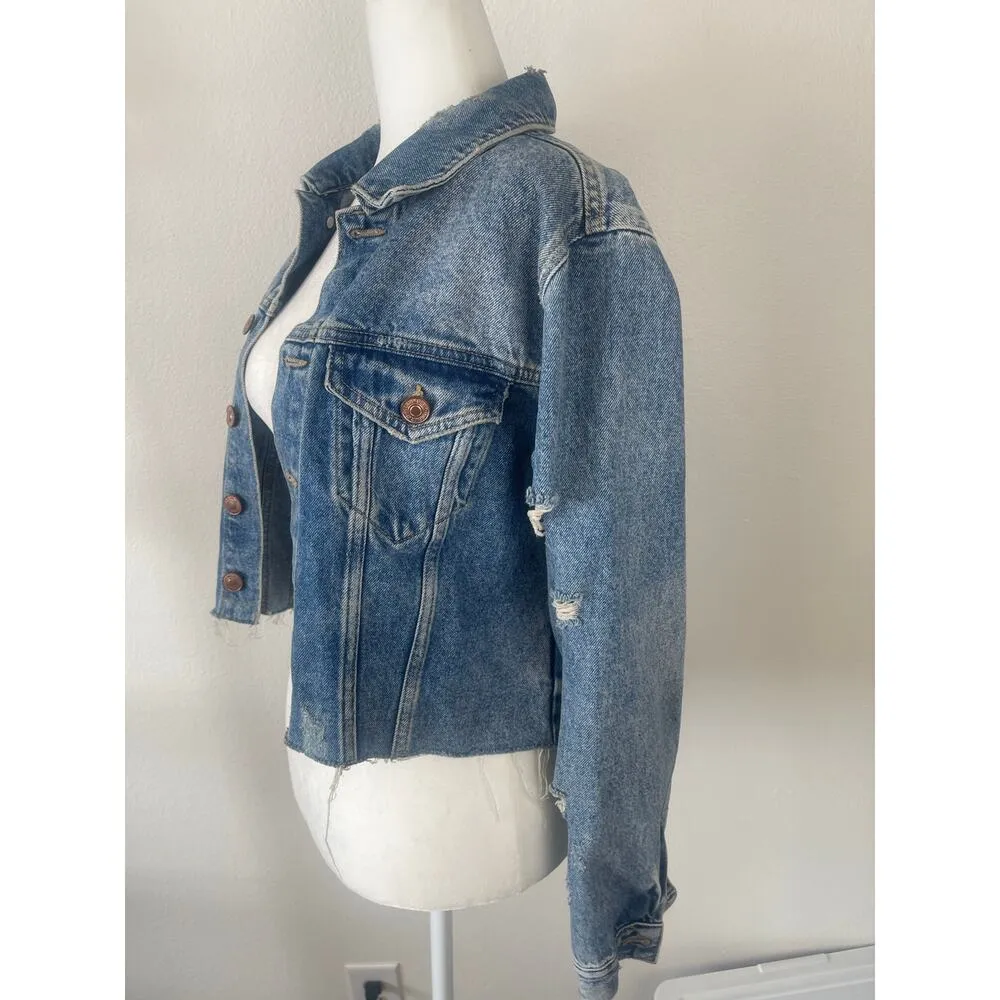 Forever 21 Distressed Light Wash Denim Cropped Trucker Jacket Womens Small - Image 3