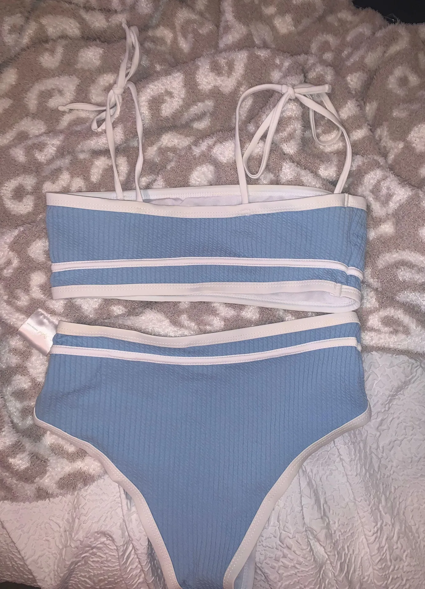 Bikin Set Blue - Image 3