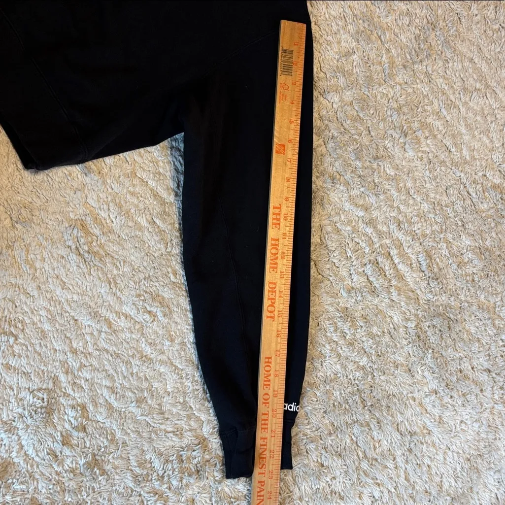 Adidas Originals women's adicolor bold cropped sweatshirt in black, Size large - Image 10