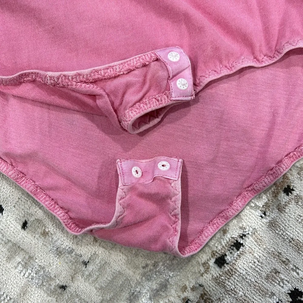 Free People  short sleeve Tshirt bodysuit - Image 4