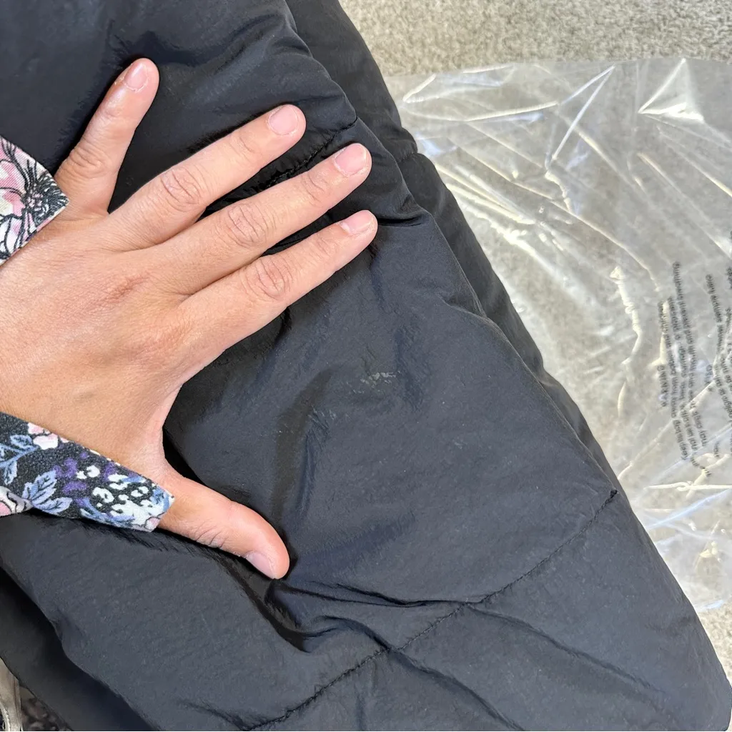 Zara Women’s ComfortTemp Thermal Insulation Puffer Jacket Crop in Black L - Image 16