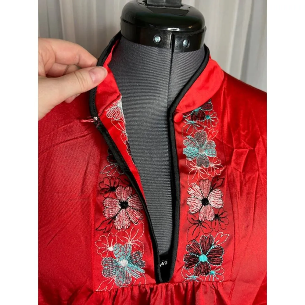 nightgown red satin embroidered flowers mandarin collar knee length Size M - Image 3