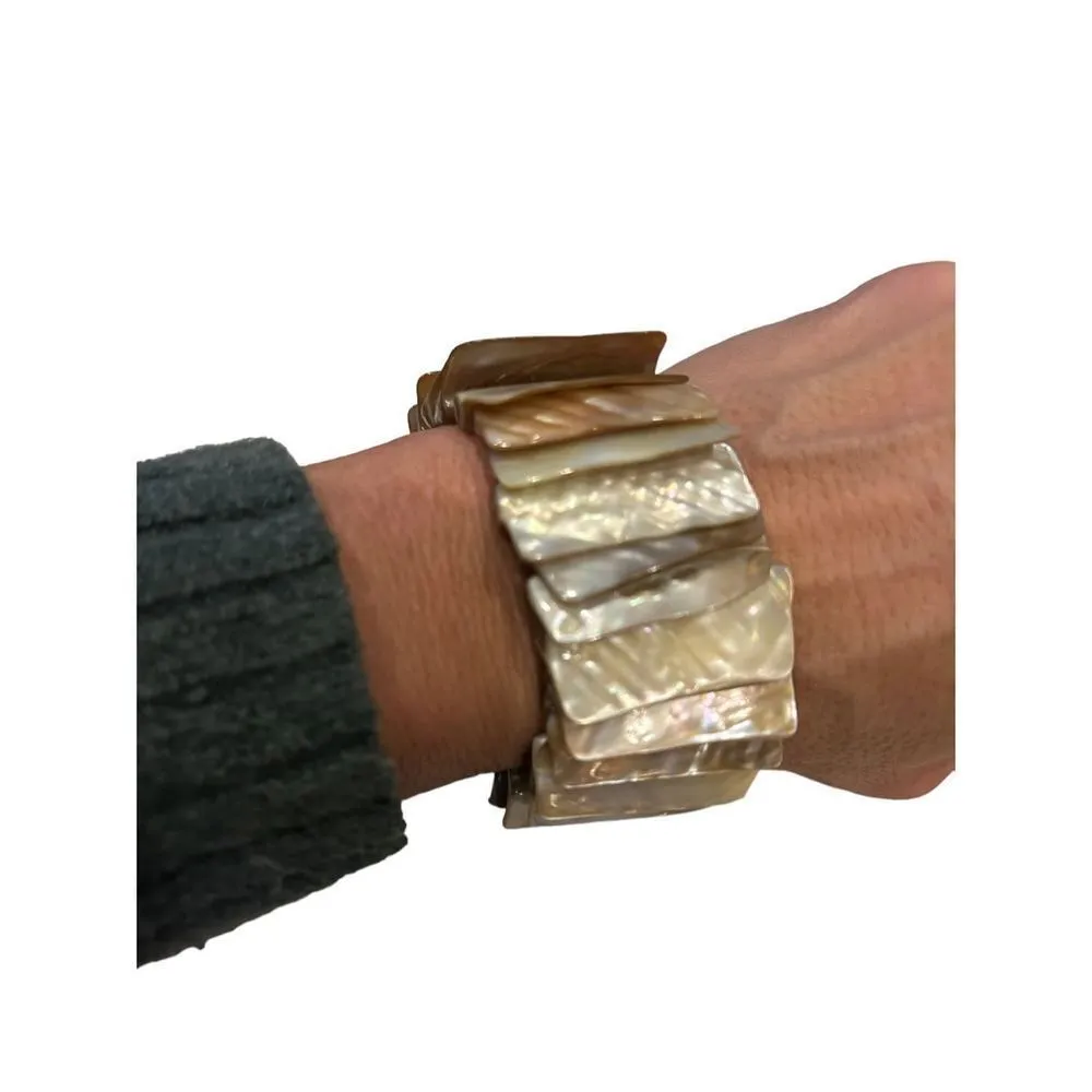 Shell Bracelet Large Wide Stretch Beaded Browns n cremes Shiny Tan - Image 2