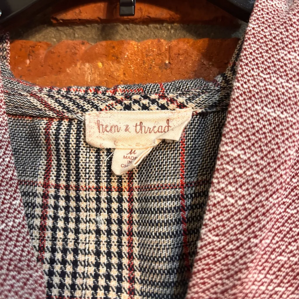 Hem & Thread womens lace up lightweight hoodie red M - Image 3