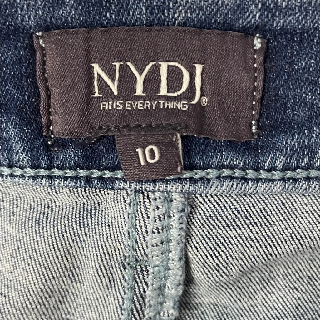 NYDJ Classic Blue Denim Jean Shorts - Image 3