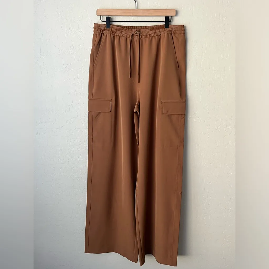 Athleta promenade high rise wide leg cargo pants medium tall NWOT - Image 7