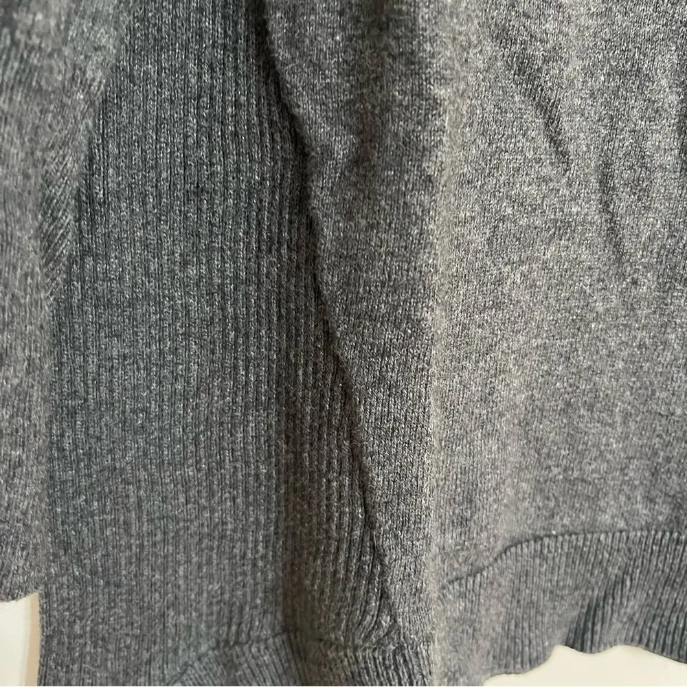 Women’s‎ Athleta Long Sleeve Cashmere Blend Sweater Size Medium Gray - Image 2