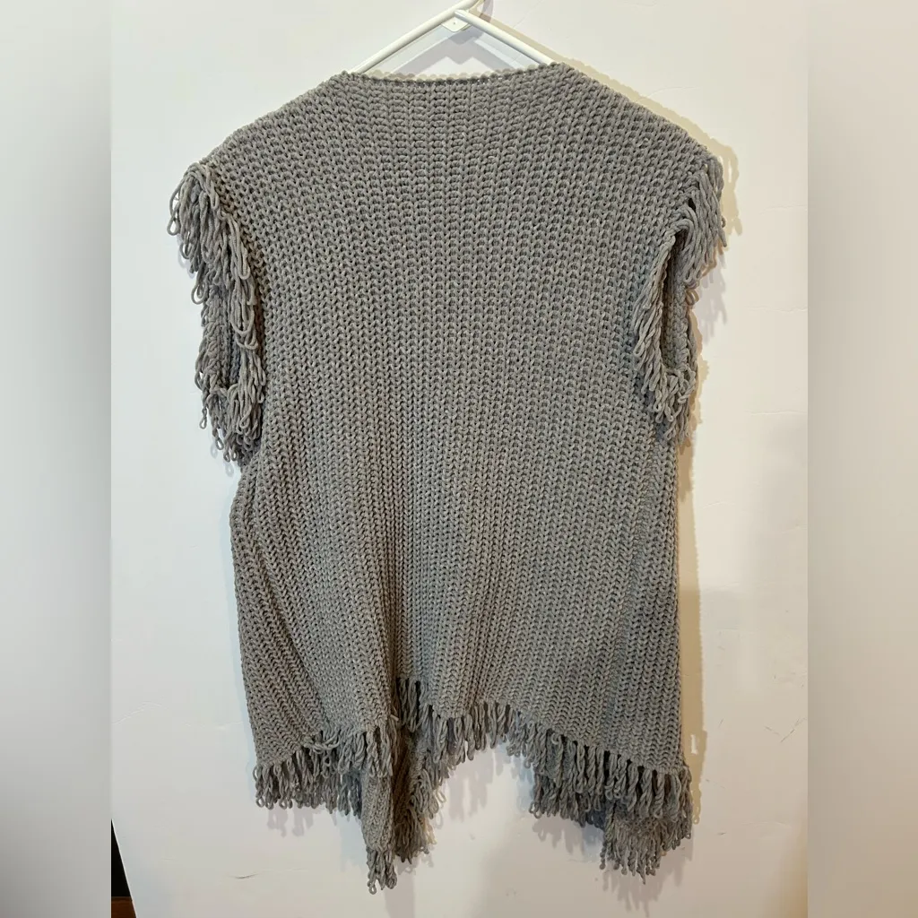 POL Gray Fringe Women's Sweater Vest - Image 5