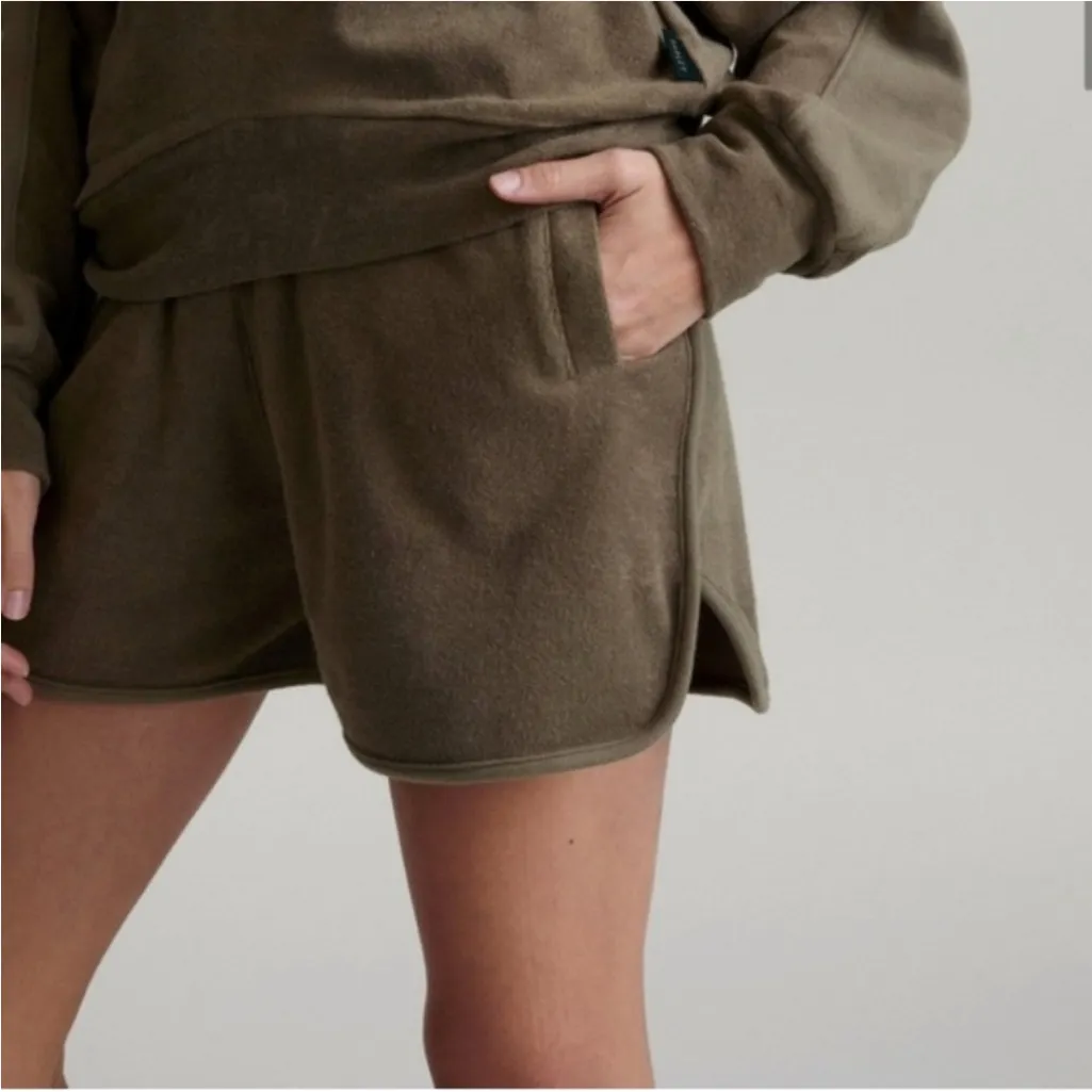 Varley Marwood Terry Shorts Athletic Varsity Athleisure Loungewear - Image 3