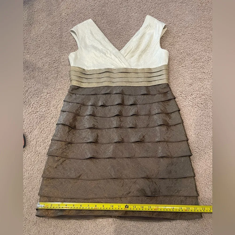 Women's LONDON TIMES ruffled deep V-neck sleveless bodycon cocktail dress - Image 8