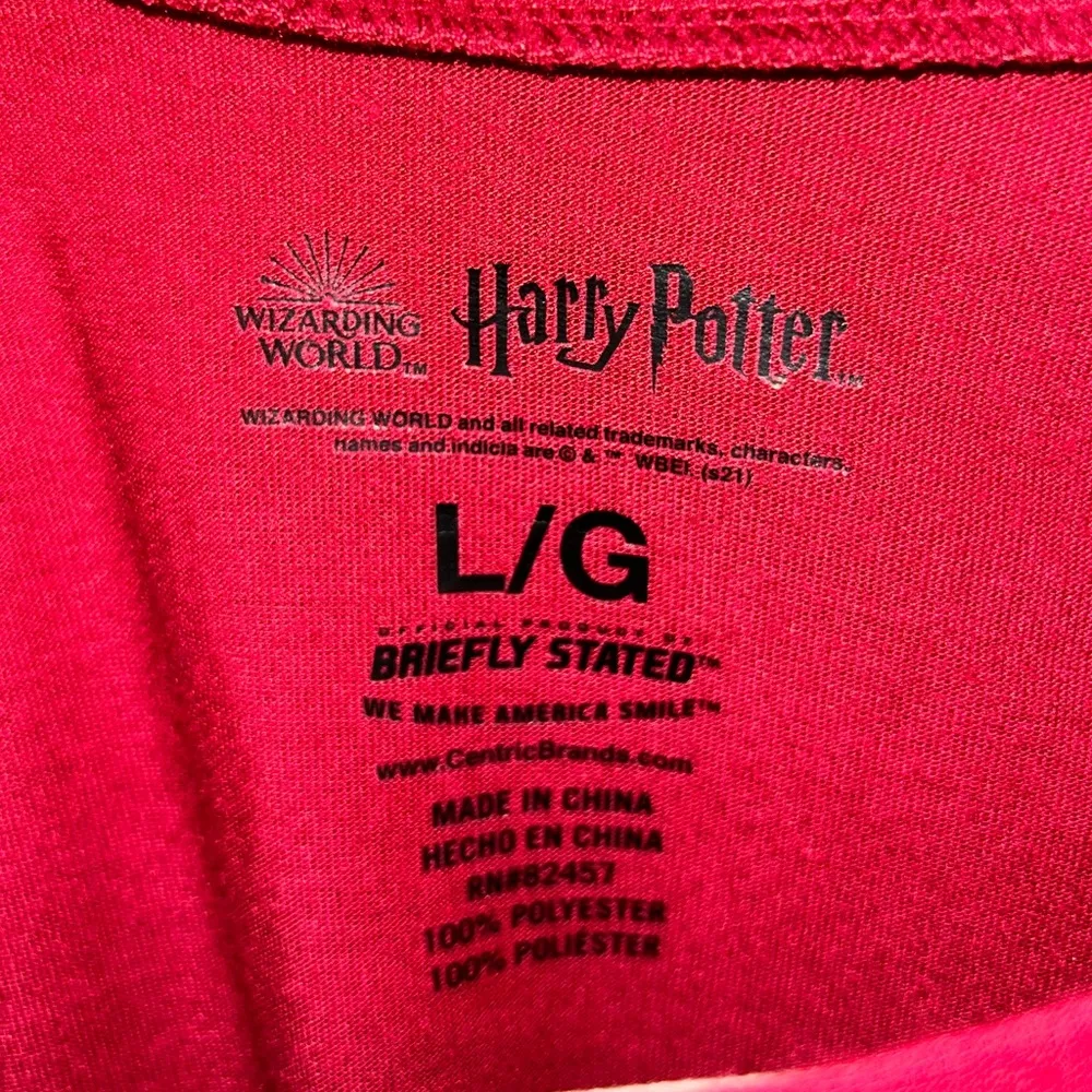 Harry Potter Wizarding World Long Sleeve Top Unisex Size Large Hogwarts Shirt! - Image 3