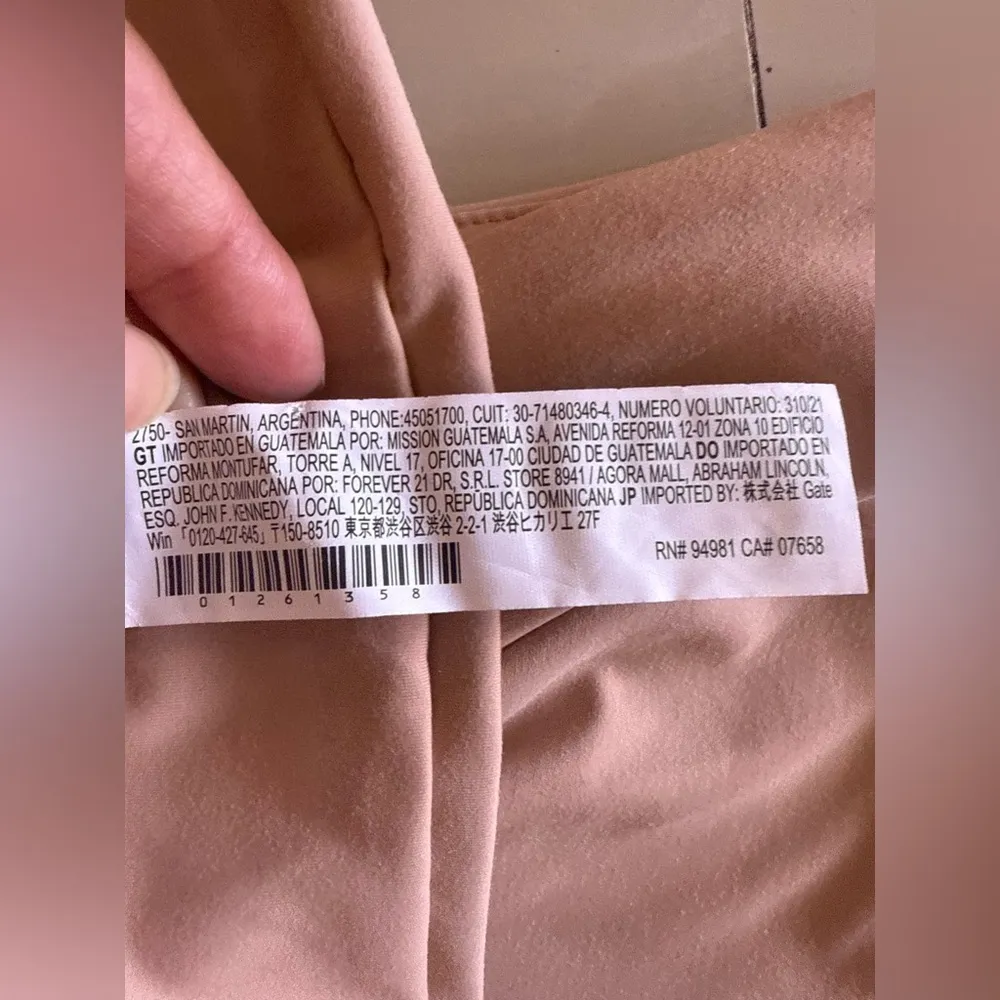 Forever 21 beige or pale pink Short Sleeved Crop Top Women's S square necklace - Image 6