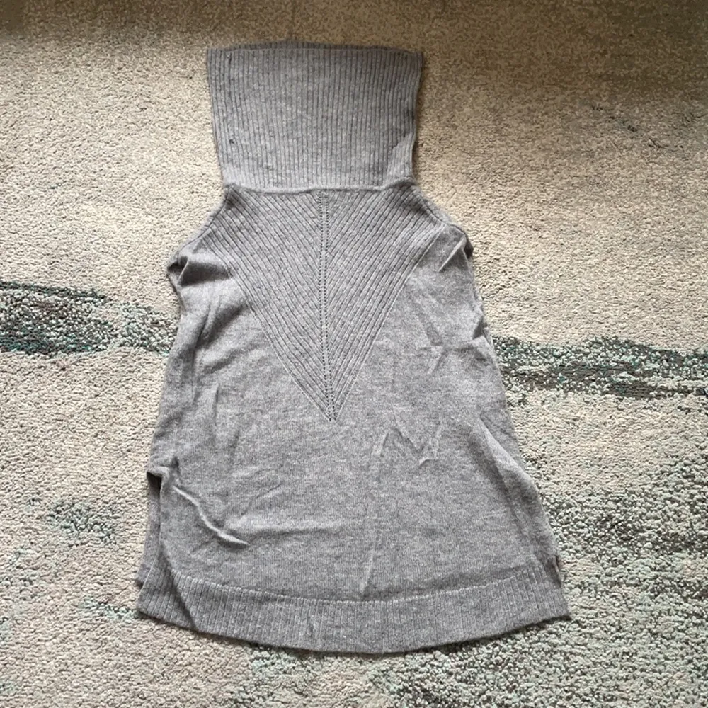 White House Black Market knitwear vest - Image 7