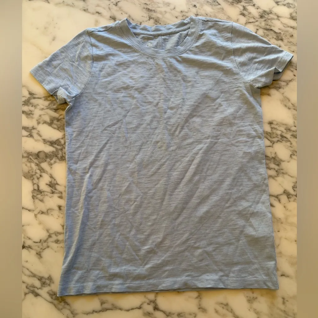NWT J.Crew Short Sleeve Girlfriend Tee Sky Blue Sz XS sold out online - Image 4