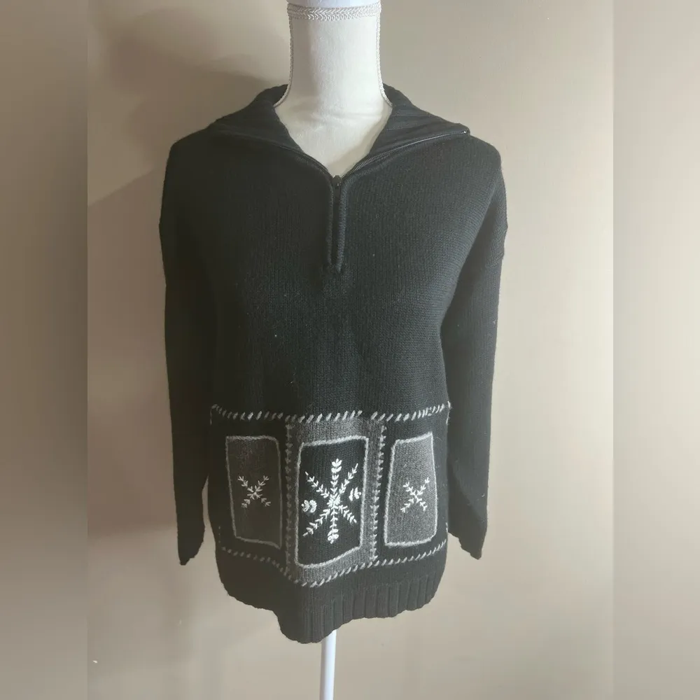 Coldwater creek holiday snowflake sweater 1/4 zip front medium - Image 2