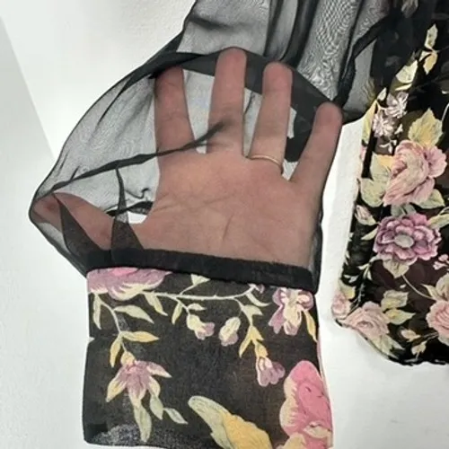 Vintage‎ Fredericks of Hollywood Romantic Sheer Floral Long Sleeve Button Down - Image 4