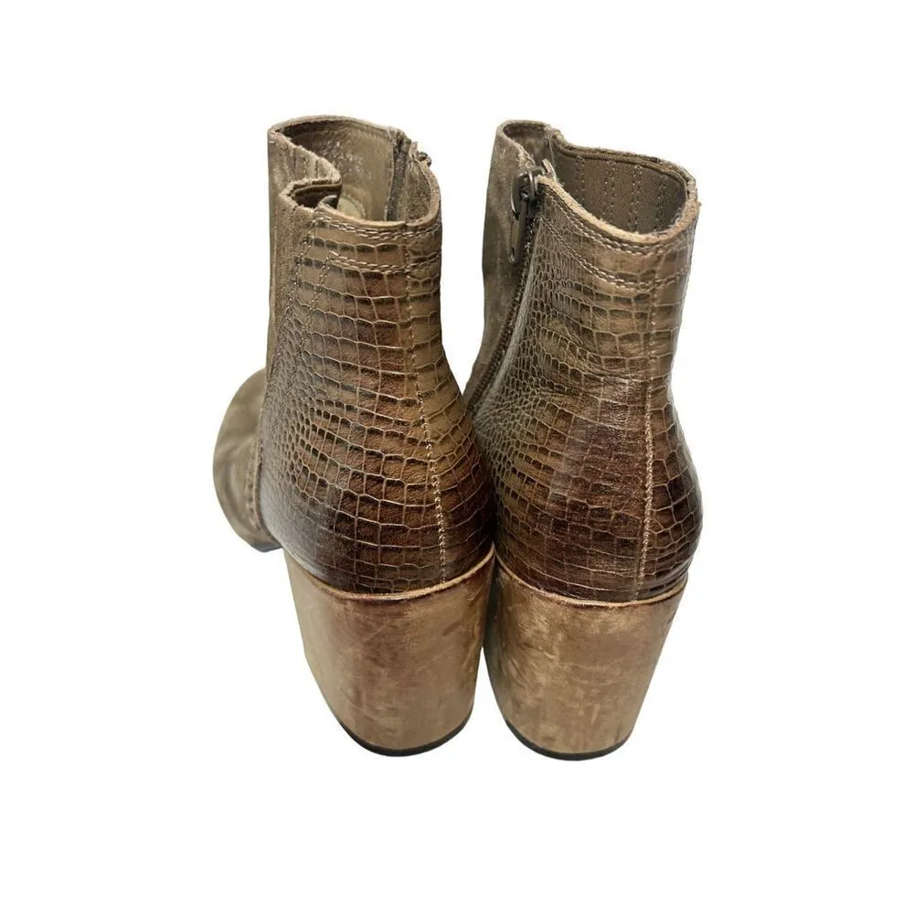 Levity Berlin Snakeskin Heel Booties size 9 Tan - Image 5