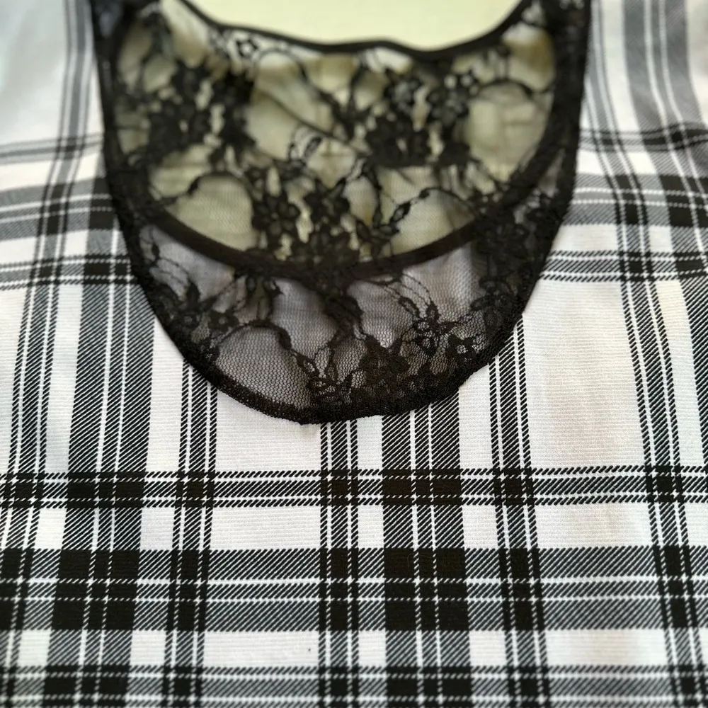 MS Bella D Black & White Plaid Top Large - Image 3