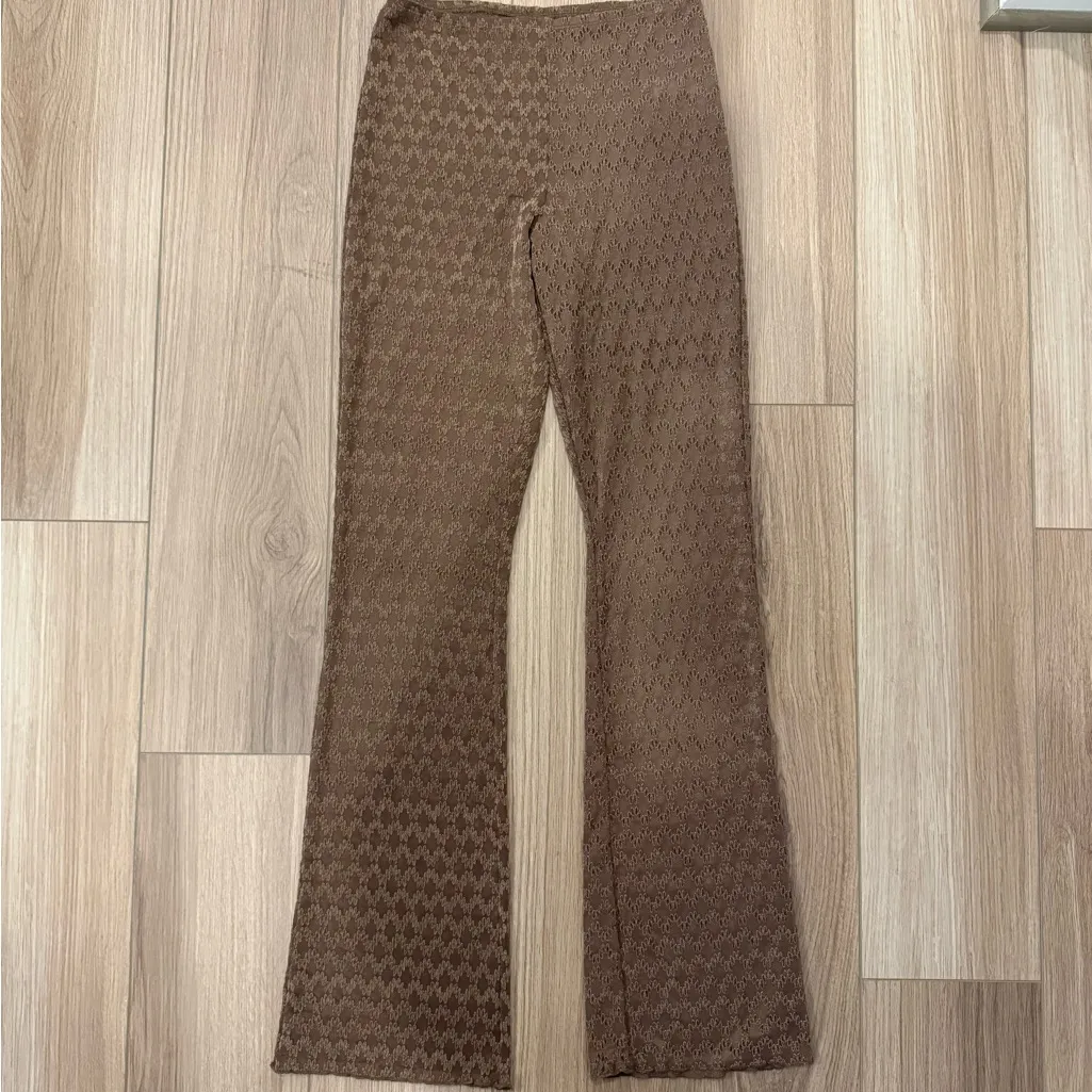 Naked Wardrobe Velvet Mesh Bootcut Pants Size Medium NWOT - Image 4