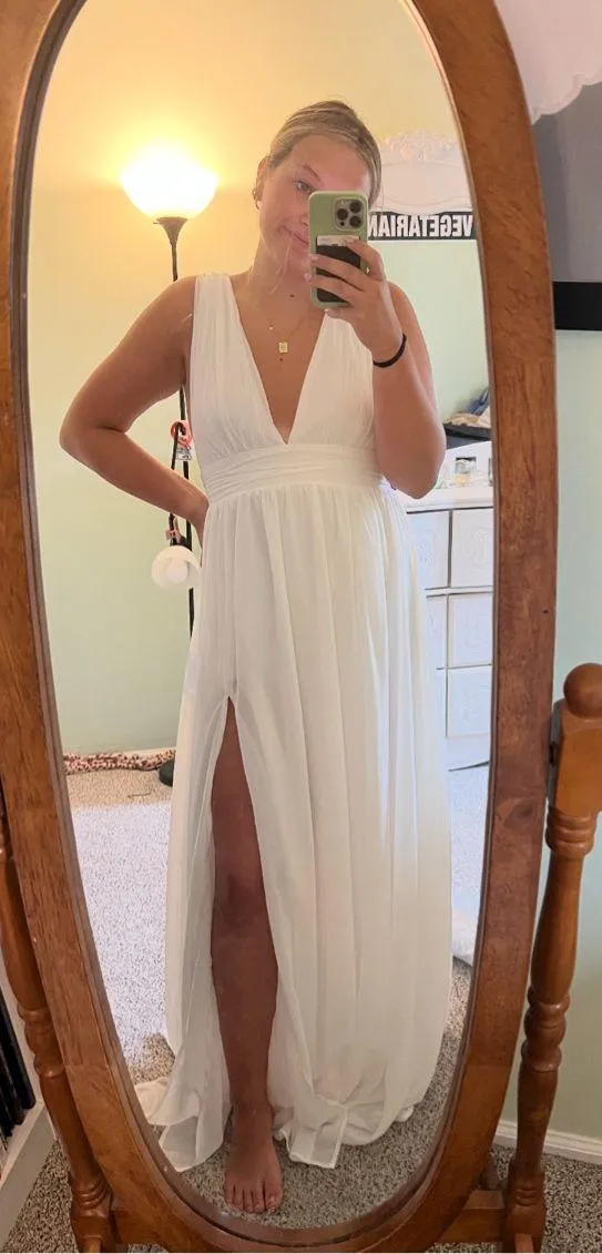 Lucy in the Sky Dress White Maxi - Image 2