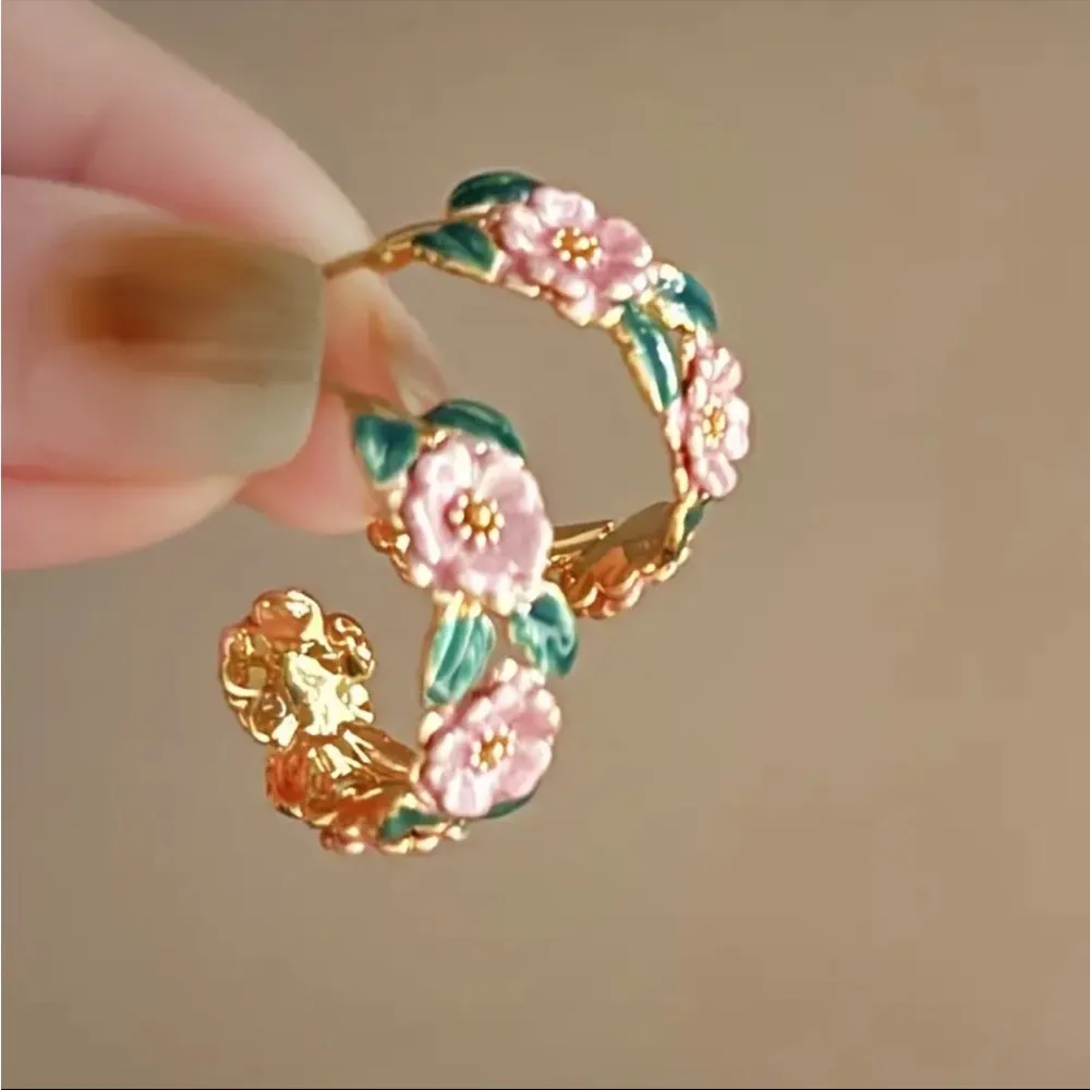 Pink Floral Enamel Gold Mini Hoop Earrings Vintage Style Feminine Jewelry NWT - Image 7