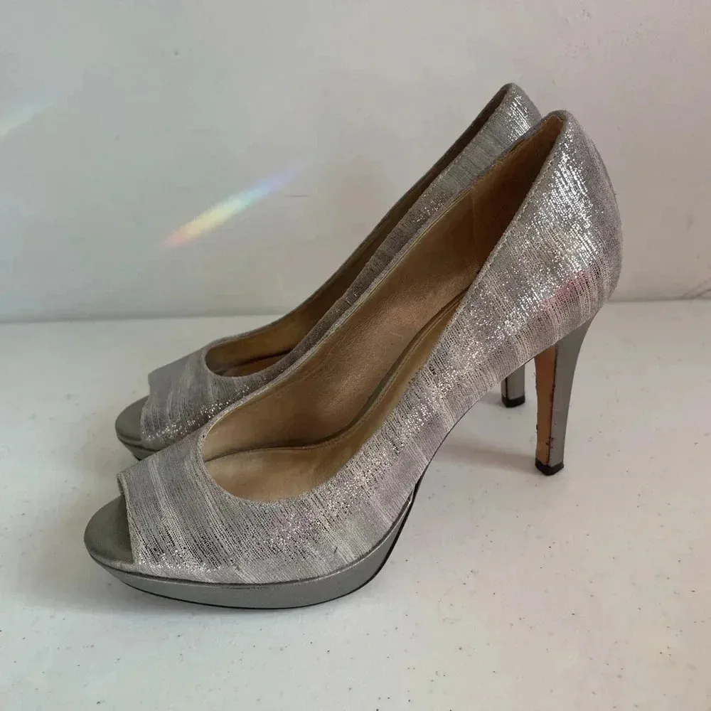 Antonio Melani SZ‎ 7M Silver Platform Peep toe Heel Shoes EUC! - Image 6