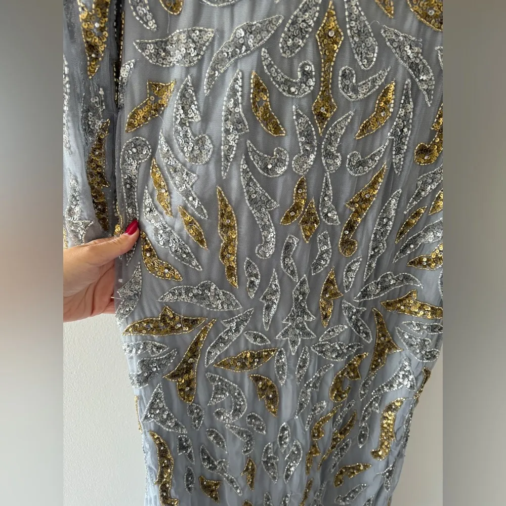 MAC DUGGAL Gray Beaded Long Sleeve Evening Gown in Platinum Gold 8 - Image 10