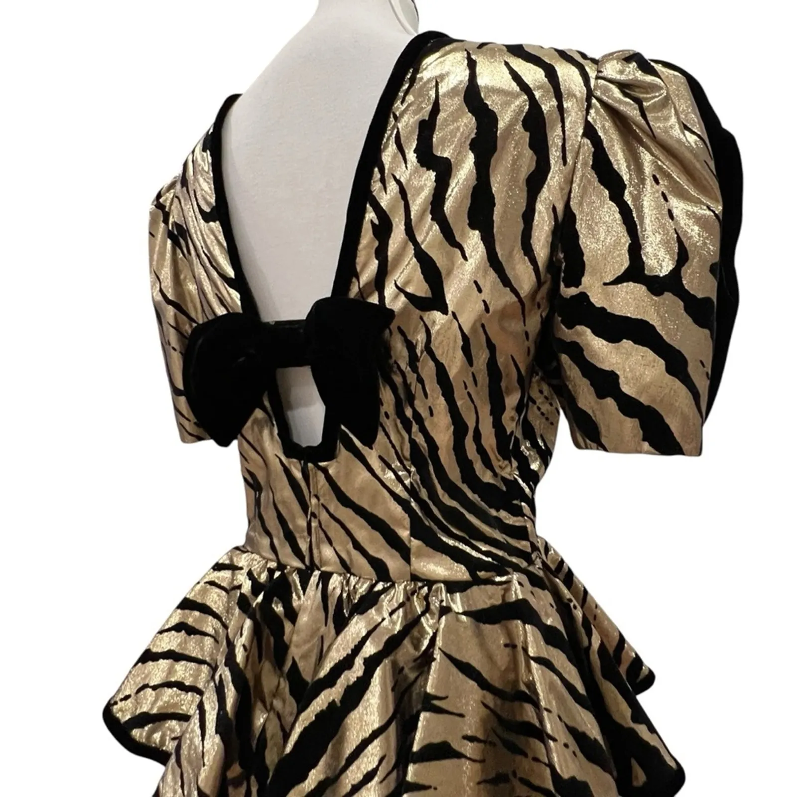 Vintage Dress Medium Formal Cocktail Velvet Glam Special RARE Avant Garde 80s Black - Image 9