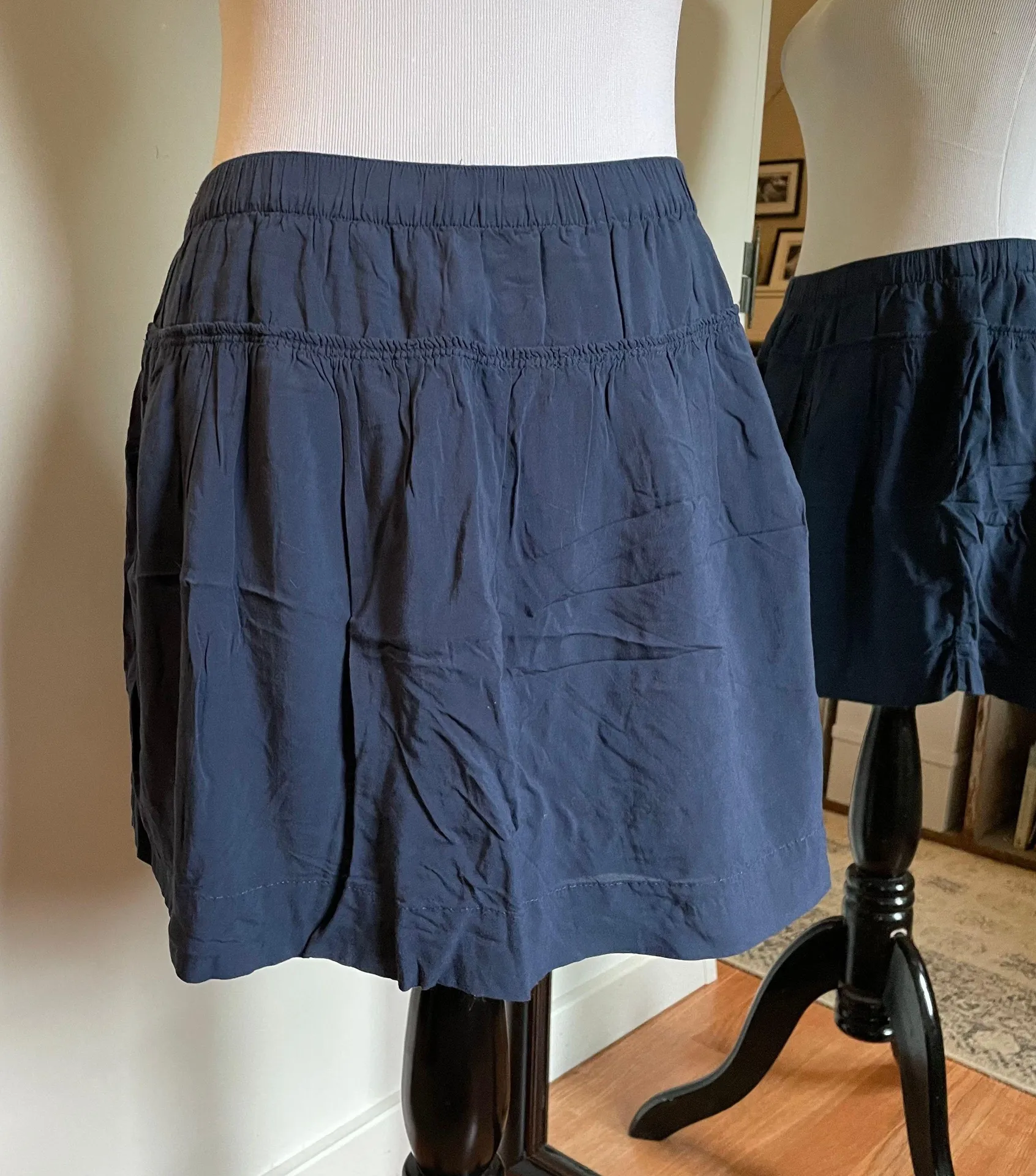 Abercrombie Large Navy Blue Skirt - Image 3