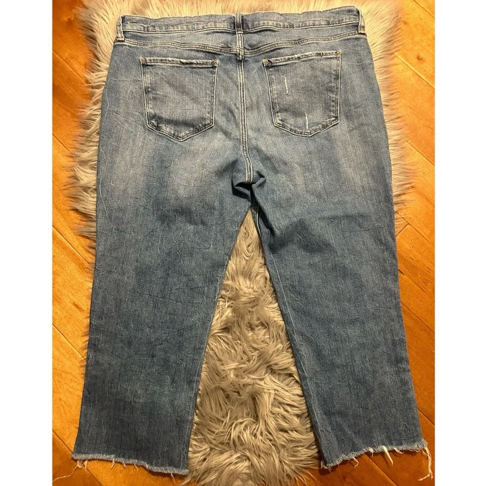 Old Navy Mid Boyfriend Capri Raw Hem Jeans Blue SIZE 16 - Image 2