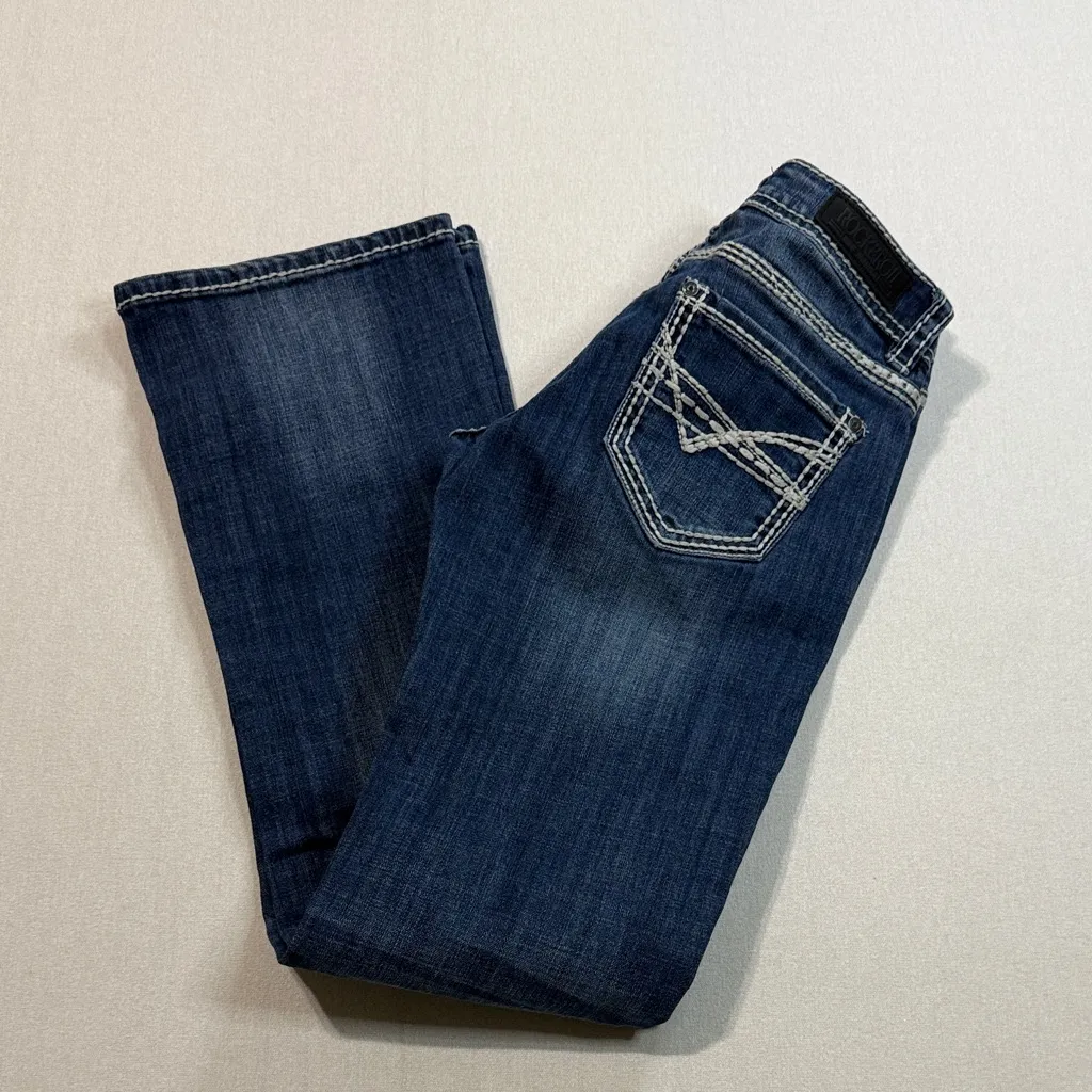 Stylish Blue Boot Cut Jeans for Women Size 26 - Image 3