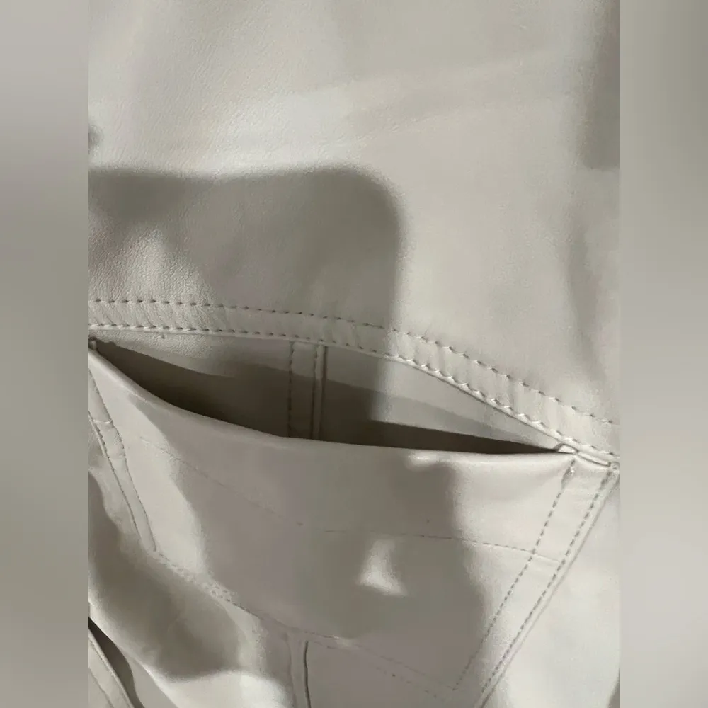 Love Tree faux leather crop jacket - Image 4