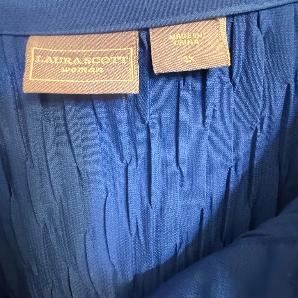 Laura Scott Royal Blue Casual Button Down Shirt - Image 3