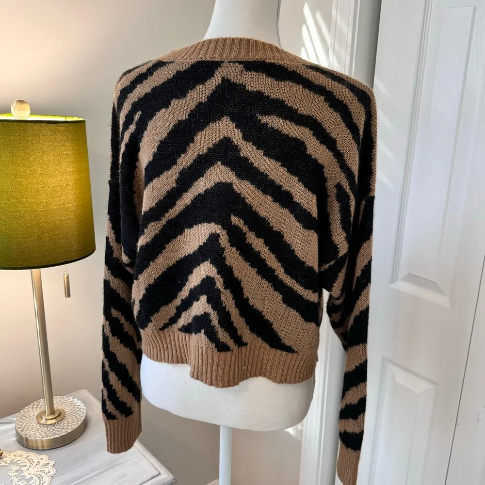 American Eagle oversized crew neck sweater wool blend size extra small - Image 2