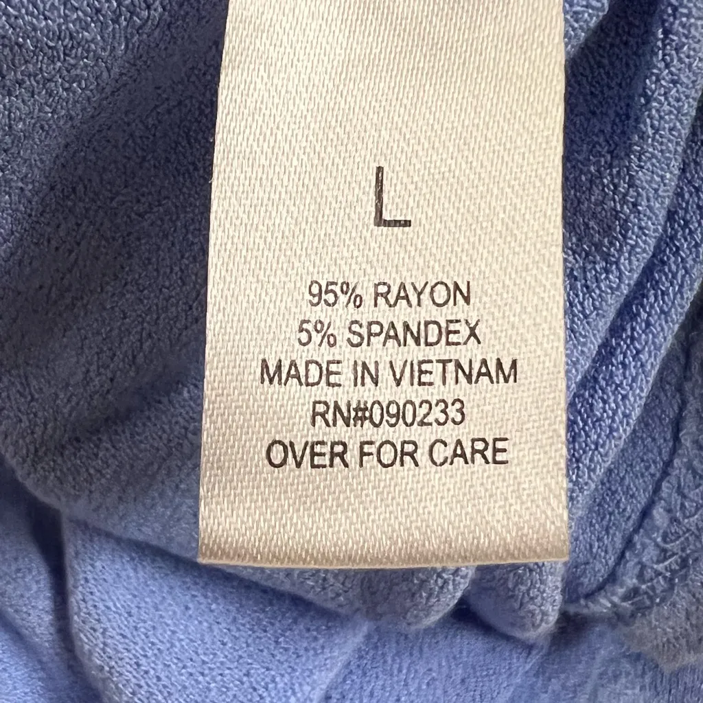 Me To We Blue Crop Top - Size Large - GUC - Image 6