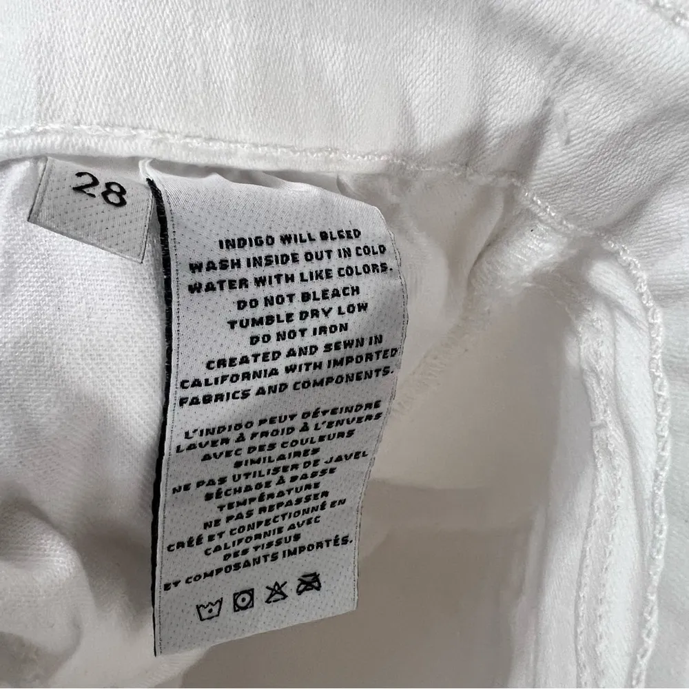 J Brand Low Rise Crop Skinny Jeans in Demented Distressed White Wash Size 28 - Image 12