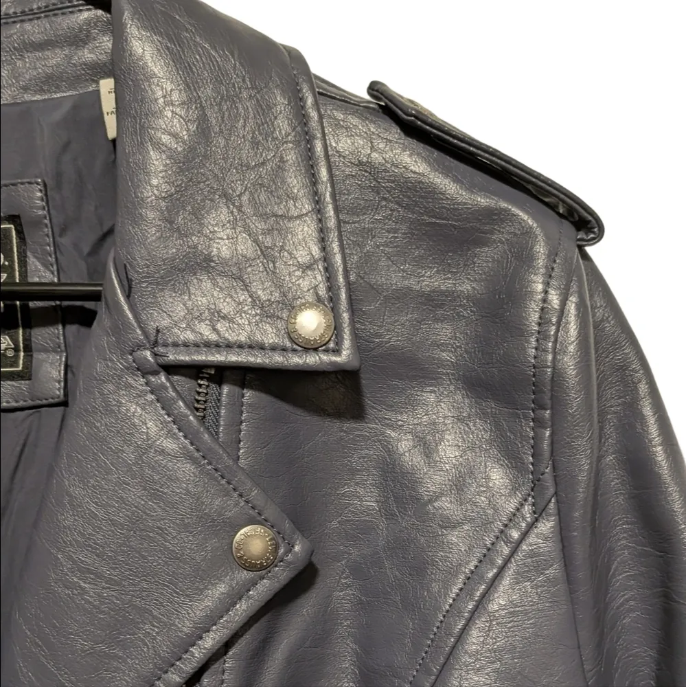 Levi’s Faux Leather Moto Jacket Slate Blue XL NWT - Image 6