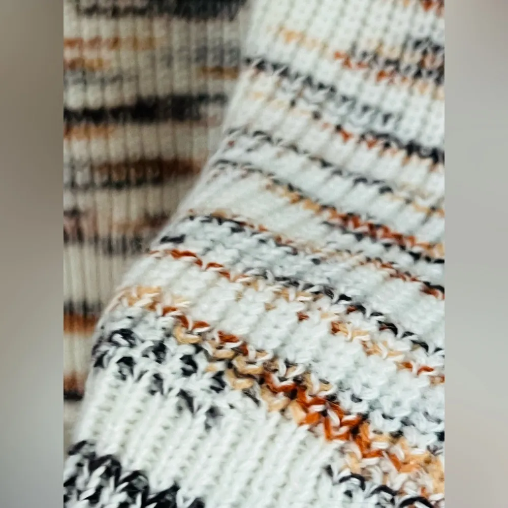 Marc New York women’s sweater size S - Image 8