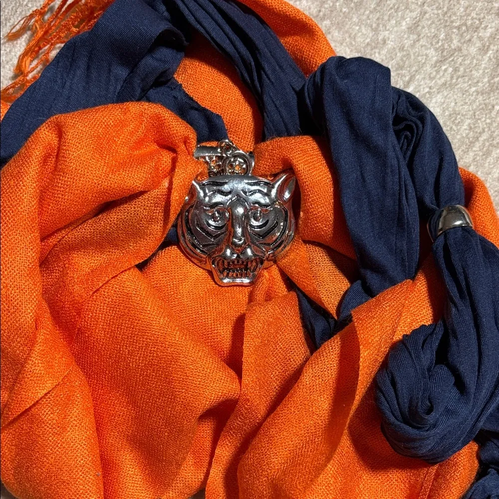 Huge lot AUBURN jewelery scarfs earrings necklaces bracelet etc!! Orange - Image 3