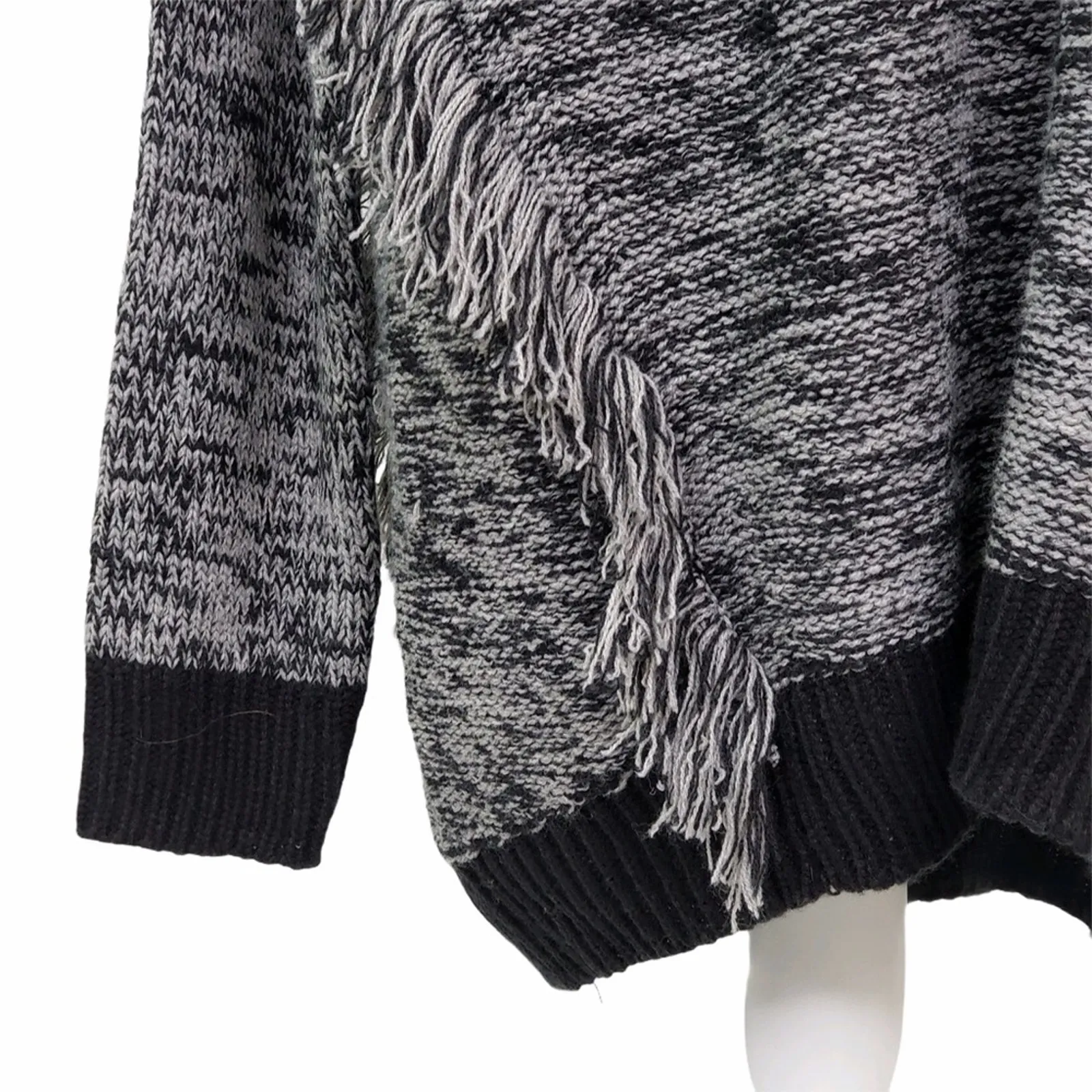 Love Token Amelia Fringe Sweater - Image 8