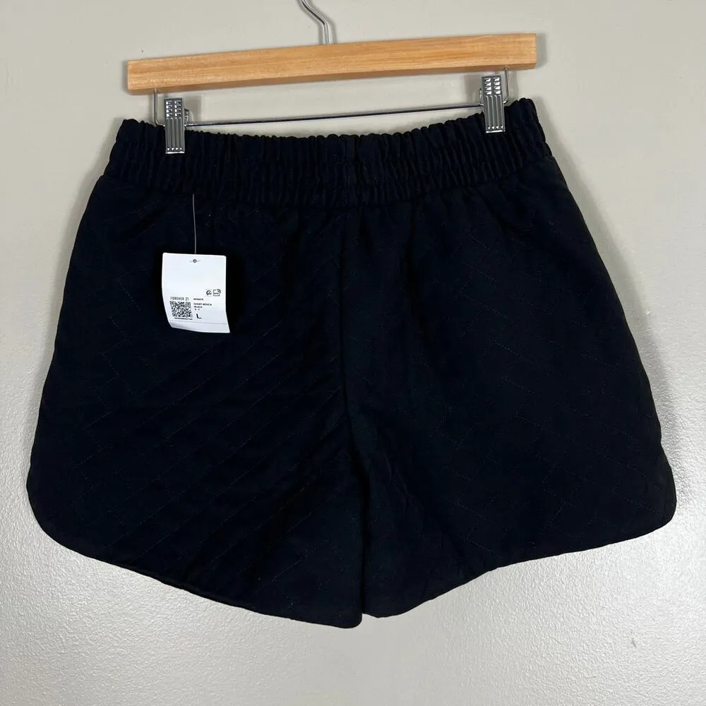 NWT Forever 21 Shorts Womens L Black Quilted High Rise Dolphin Hem Minimalist - Image 3