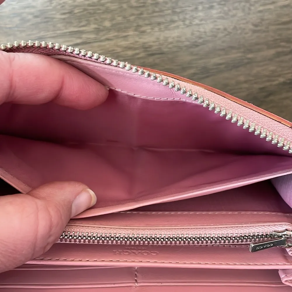 Coach Hearts Zippy Long Wallet - Image 9