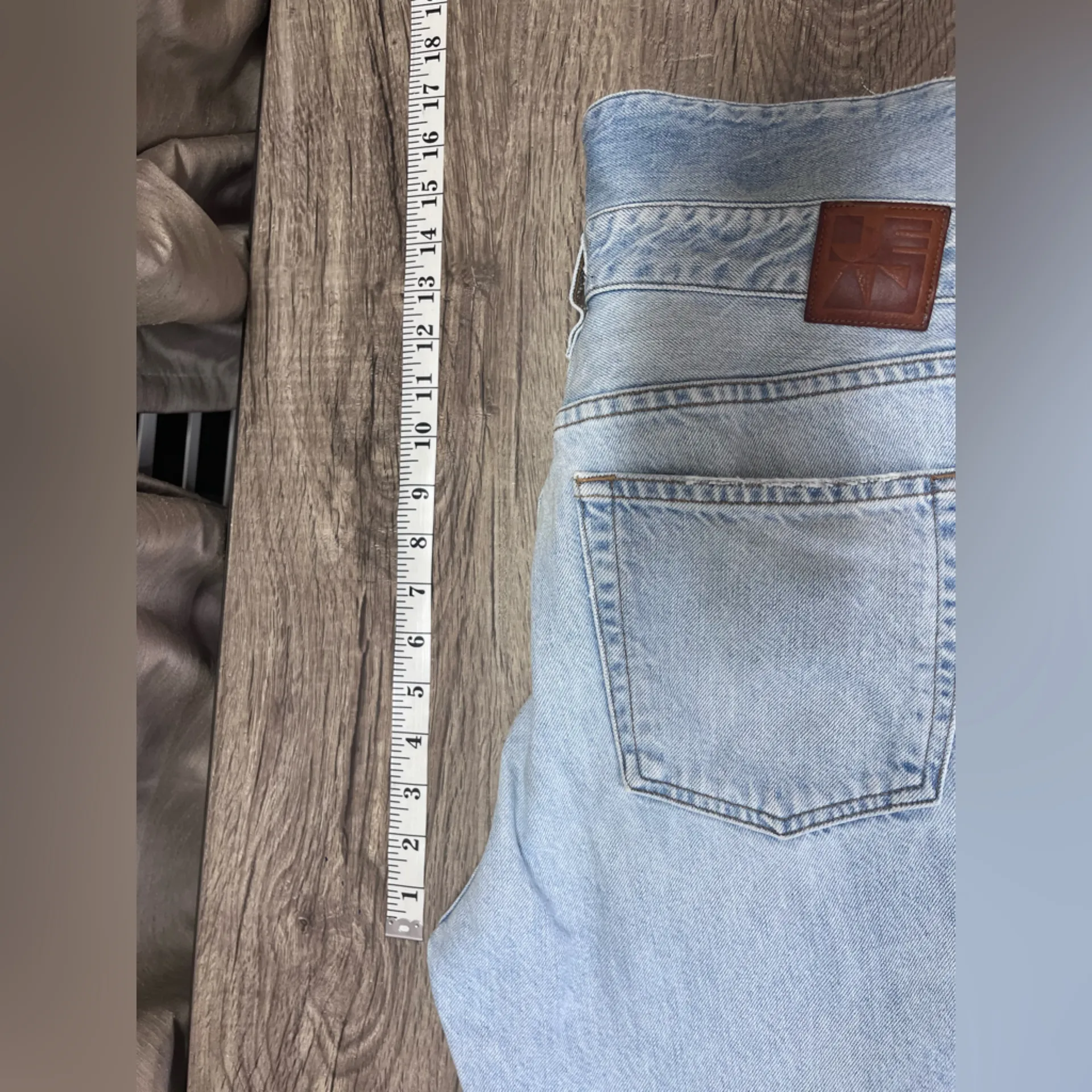 Jean atelier Flip in Sky Fold - Image 7